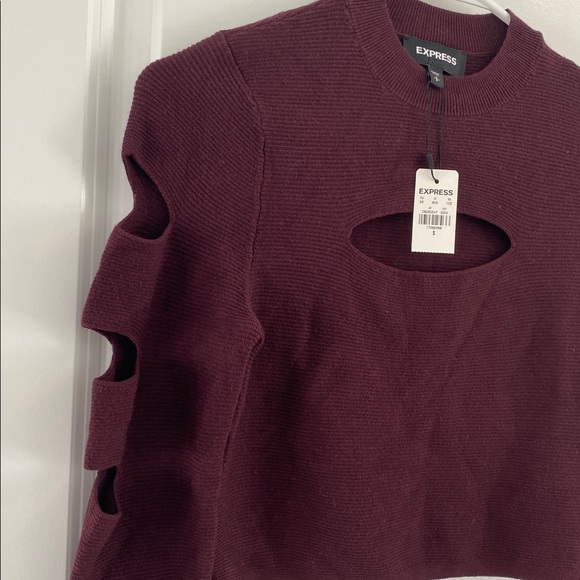 Express Cropped Sweater w/Cutouts size Small - Picture 6 of 7